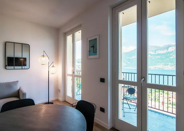 Olive Tree Lake View Apartment