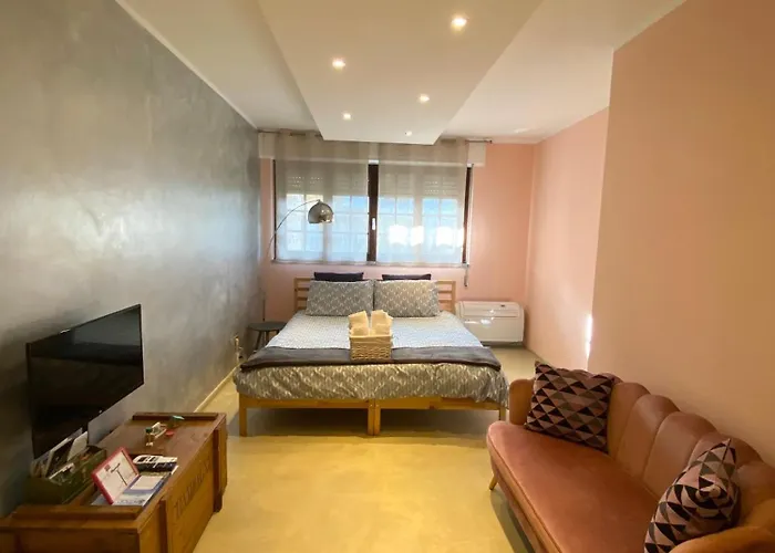 Bellagio Cool Flat - Private Parking & Rooftop Terrace