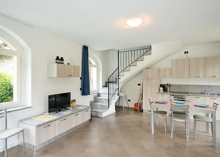 Spiaggia Uno Pool Side Apartment