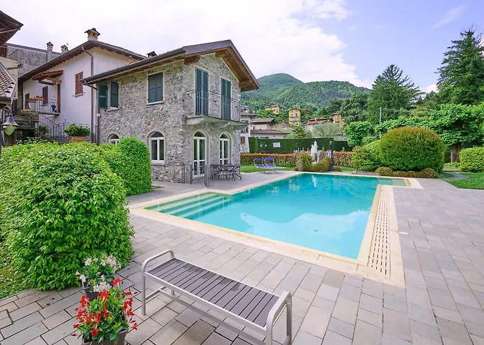 Spiaggia Uno Pool Side Apartment
